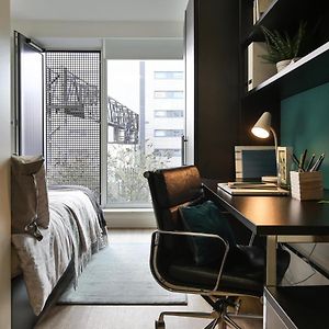 Studio met een King Size Bed